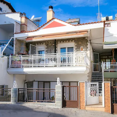 Evaggelia Sea View 4*